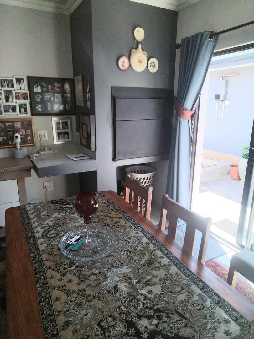 2 Bedroom Property for Sale in Dana Bay Western Cape